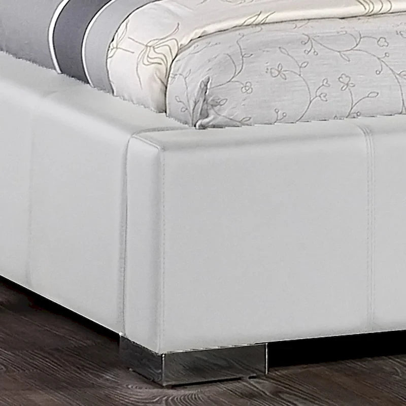 Grand lit plateforme blanc de style moderne